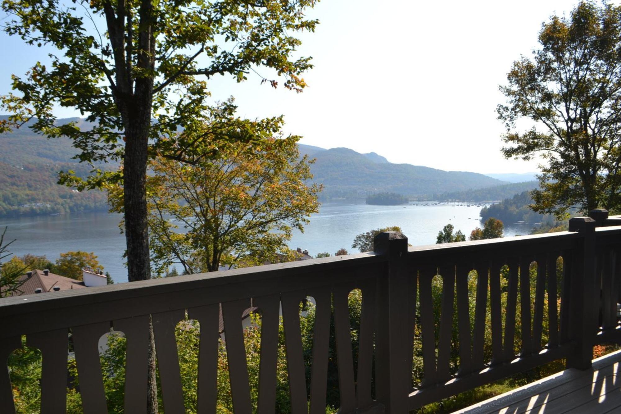 Stunning Condo - View On Lake Tremblant & Mountain Мон-Трамблан Экстерьер фото